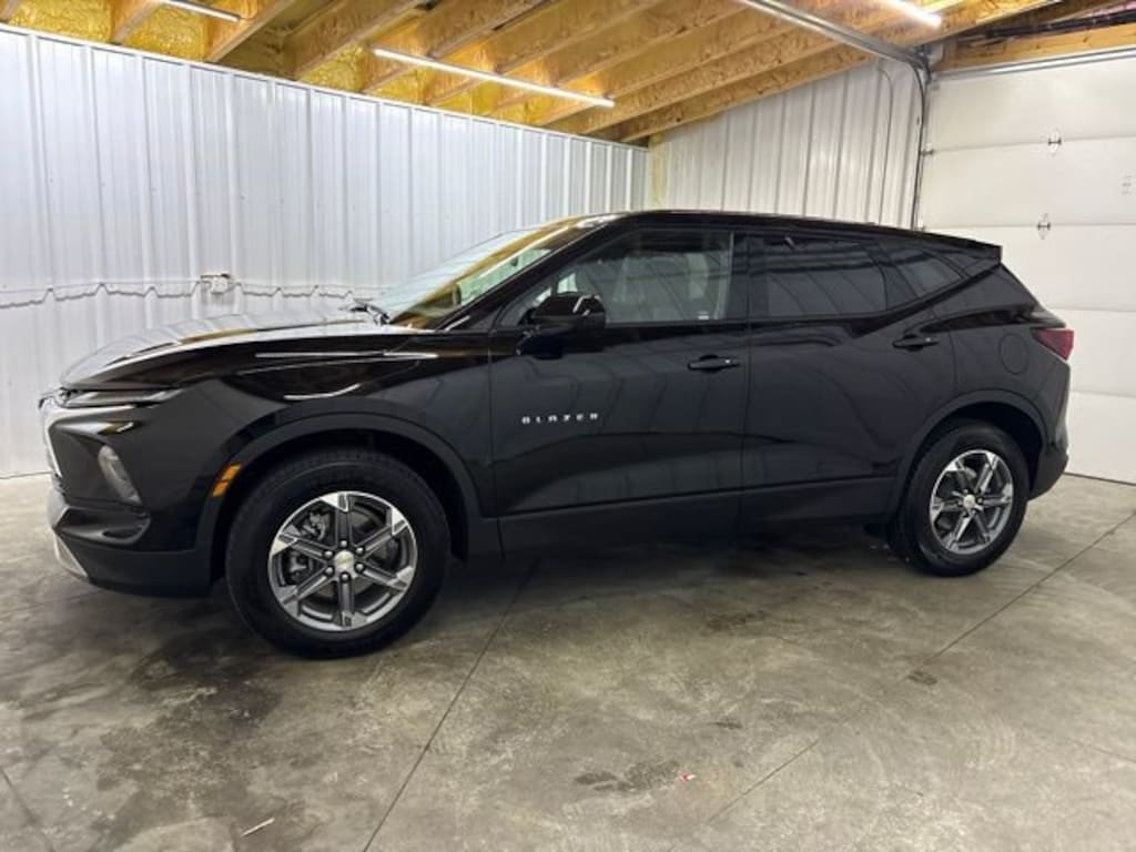 Used 2025 Chevrolet Blazer 2LT SUV