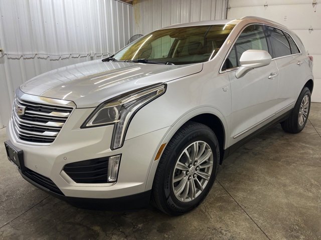 2019 Cadillac XT5 Luxury photo 3