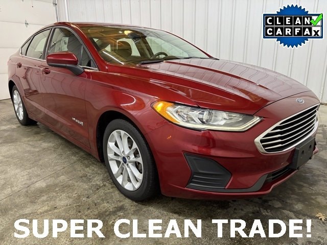 2019 Ford Fusion Hybrid SE's photo