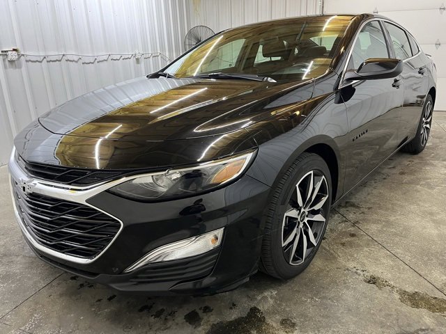 2024 Chevrolet Malibu RS photo 3