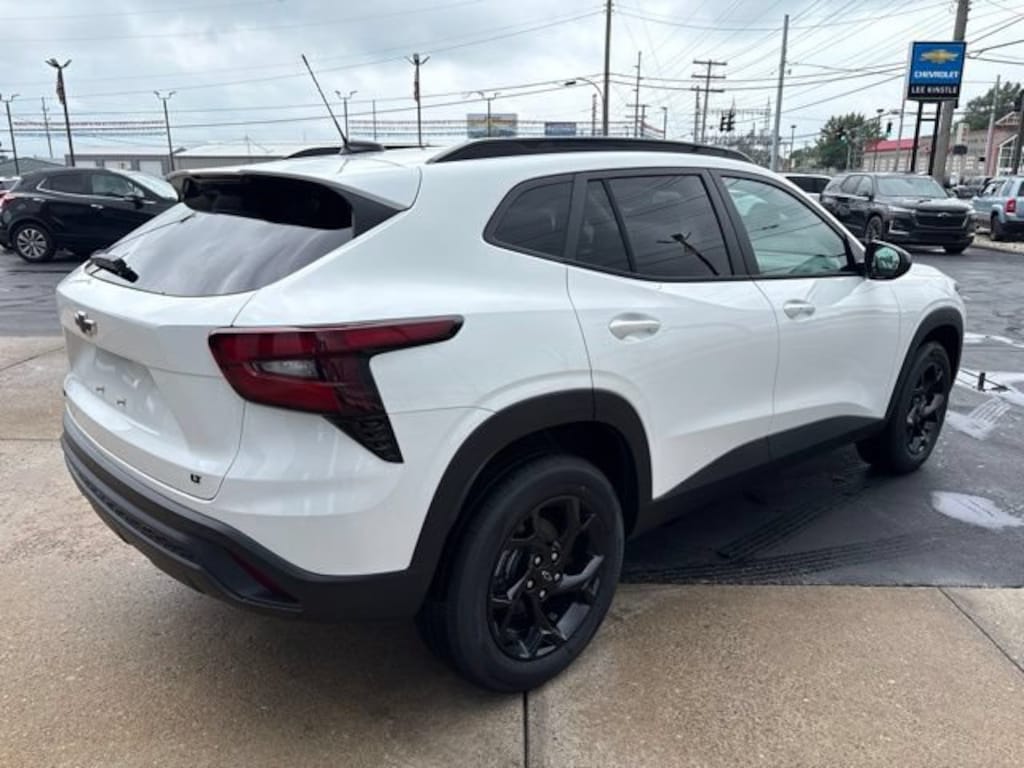New 2026 Chevrolet Trax LT SUV