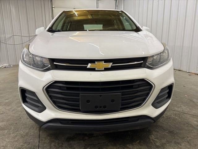 Used 2018 Chevrolet Trax LS with VIN 3GNCJKSB2JL236651 for sale in Van Wert, OH