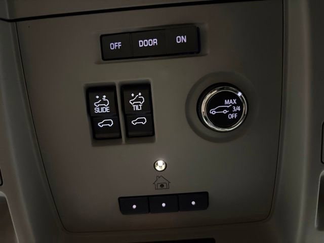 2020 GMC Yukon Denali - Photo 49