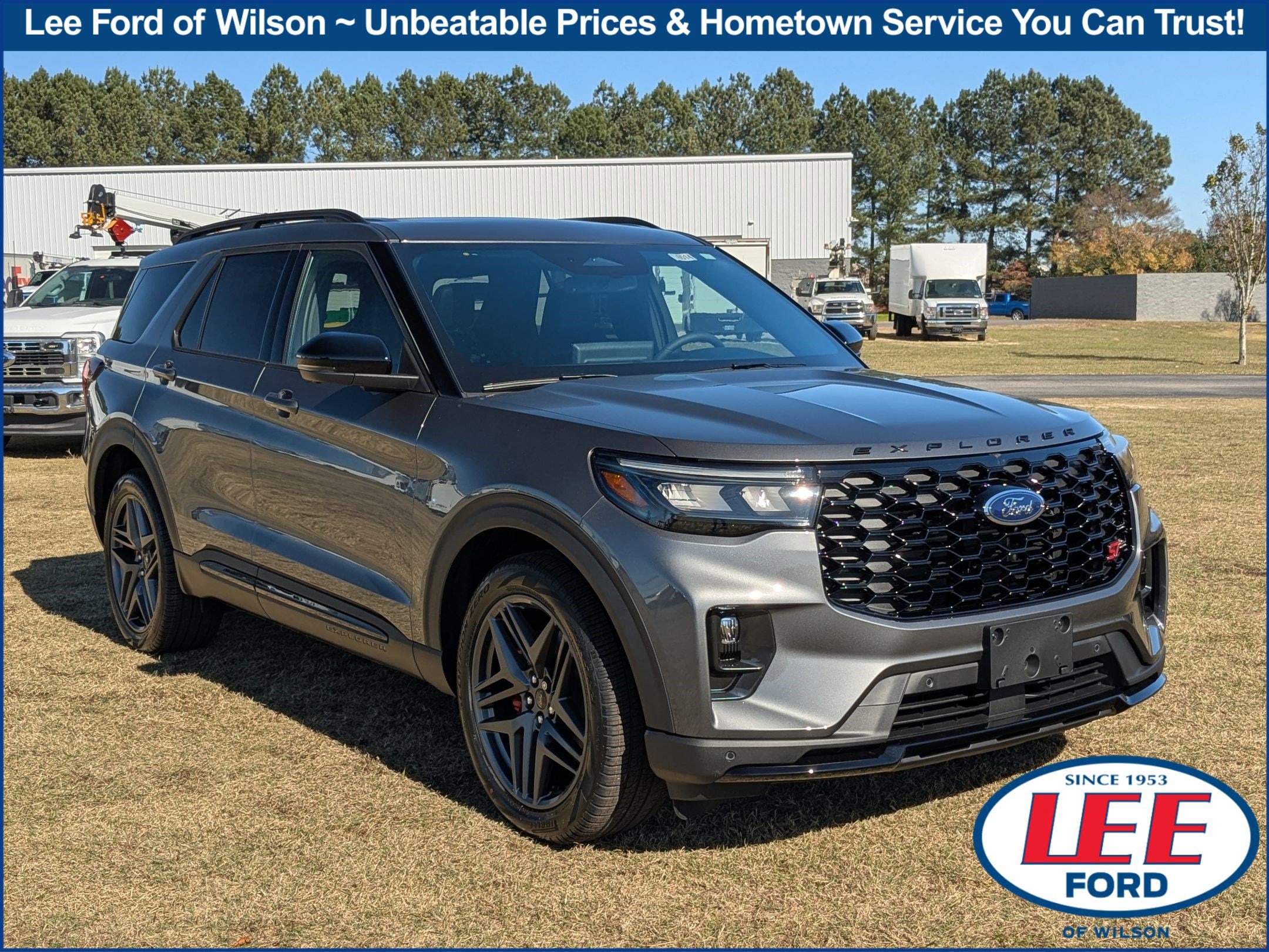 2026 Ford Explorer ST's photo