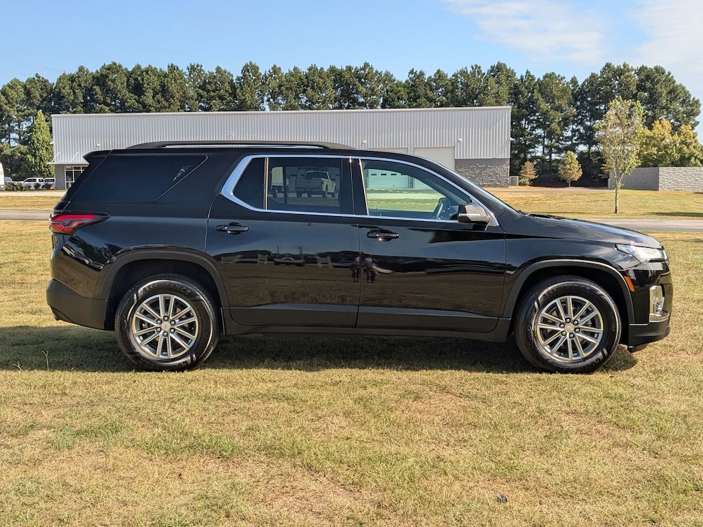 Certified 2022 Chevrolet Traverse LT Leather SUV