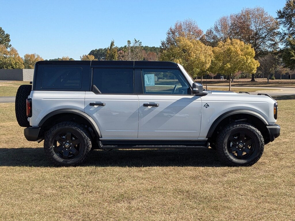 New 2025 Ford Bronco Outer Banks Outer Banks  4x4