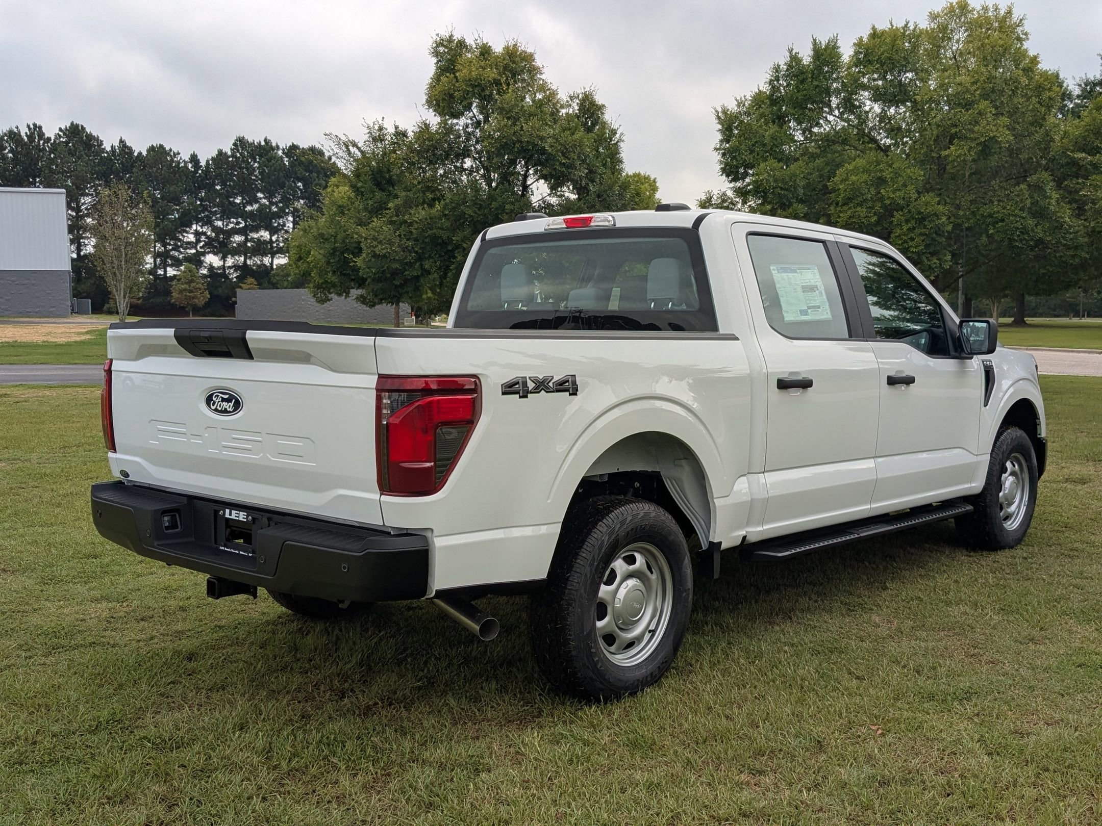 2025 Ford F-150 XL photo 3