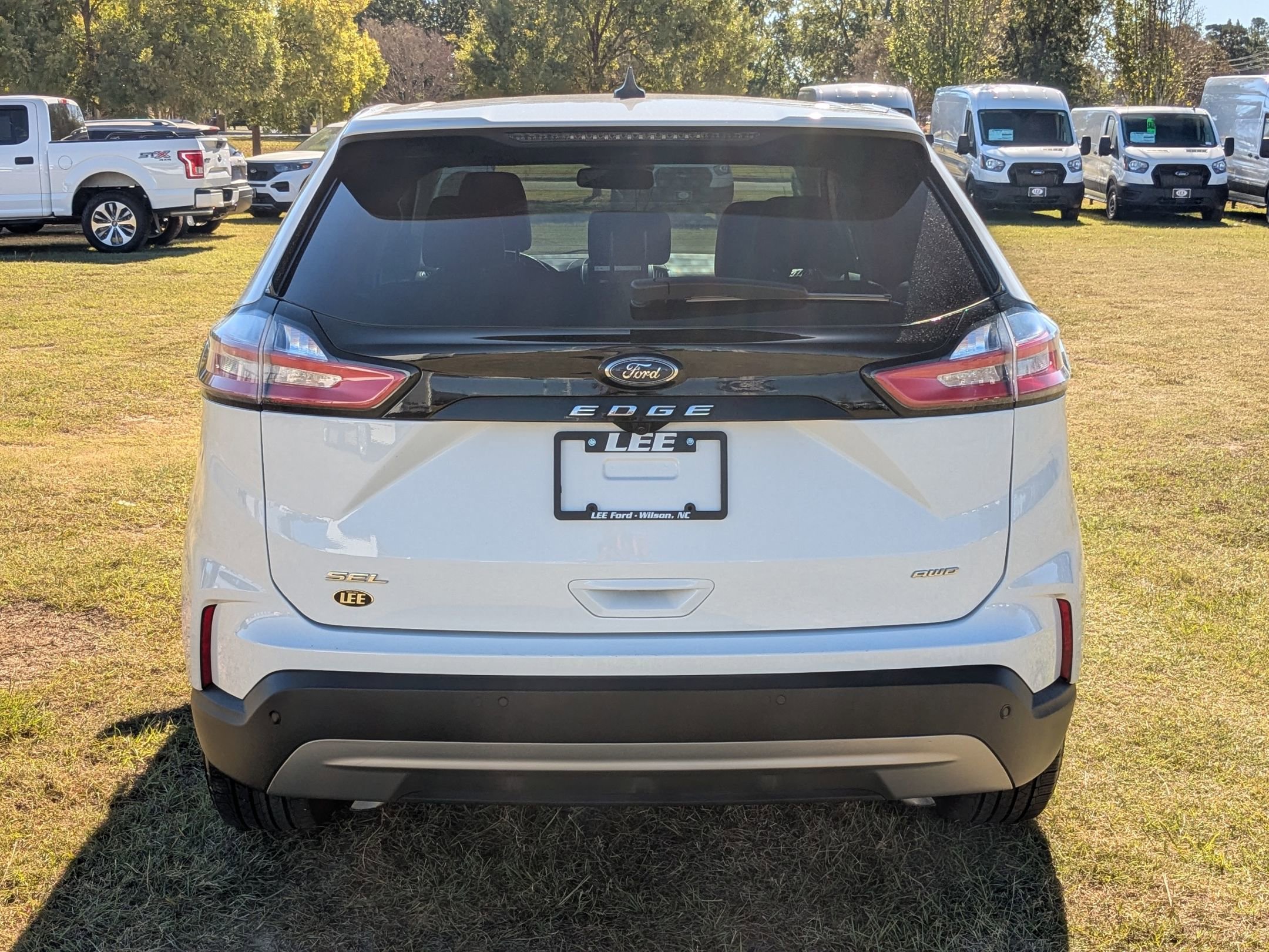 2024 Ford Edge SEL photo 4