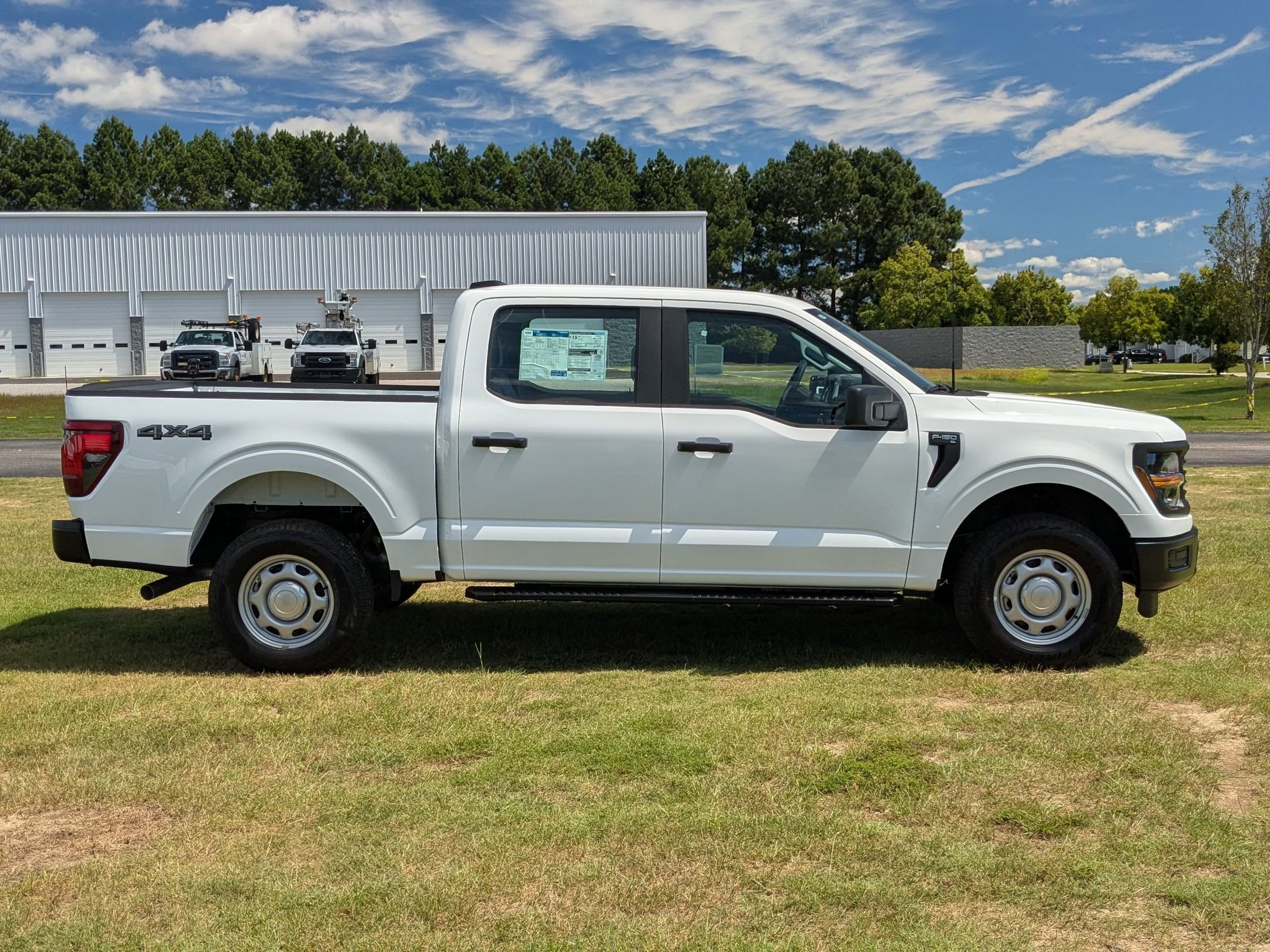 2025 Ford F-150 XL photo 2