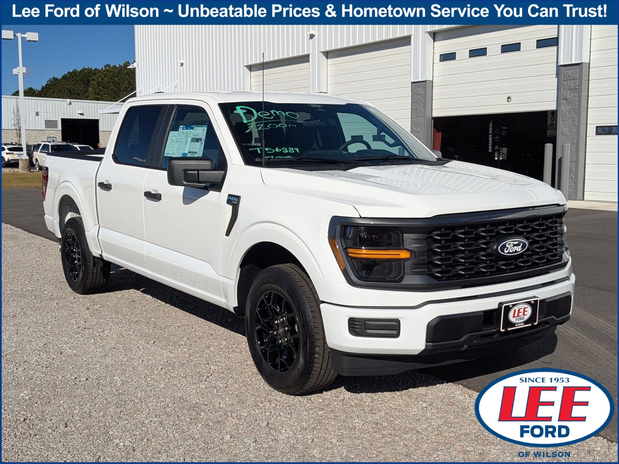 2025 Ford F-150 STX's photo