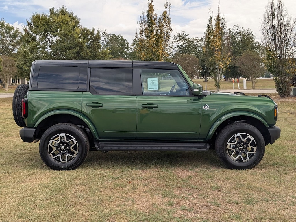 New 2025 Ford Bronco Outer Banks Outer Banks  4x4