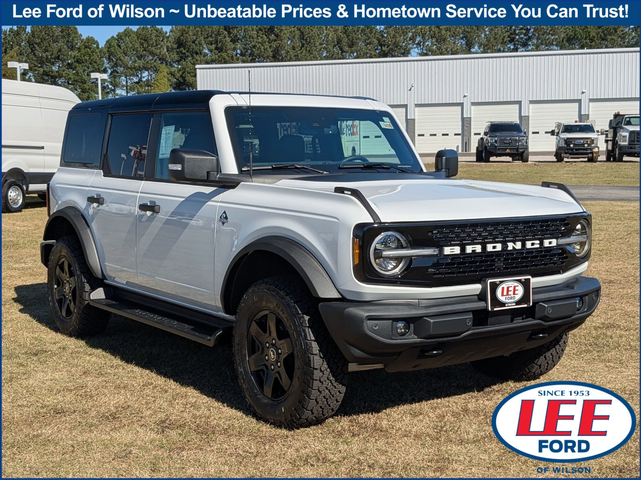 2025 Ford Bronco 4-Door Outer Banks's photo