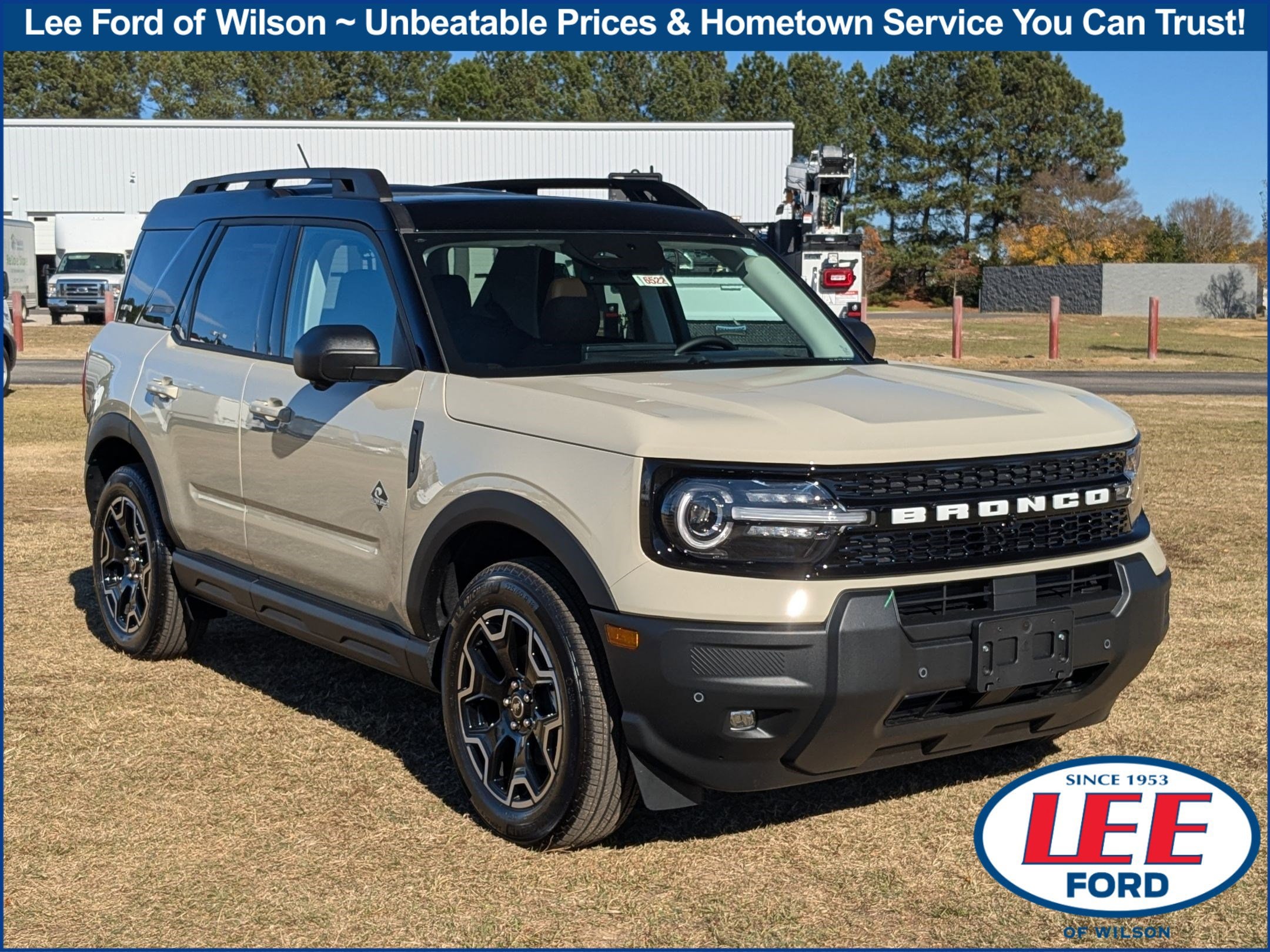 2025 Ford Bronco Sport Outer Banks's photo