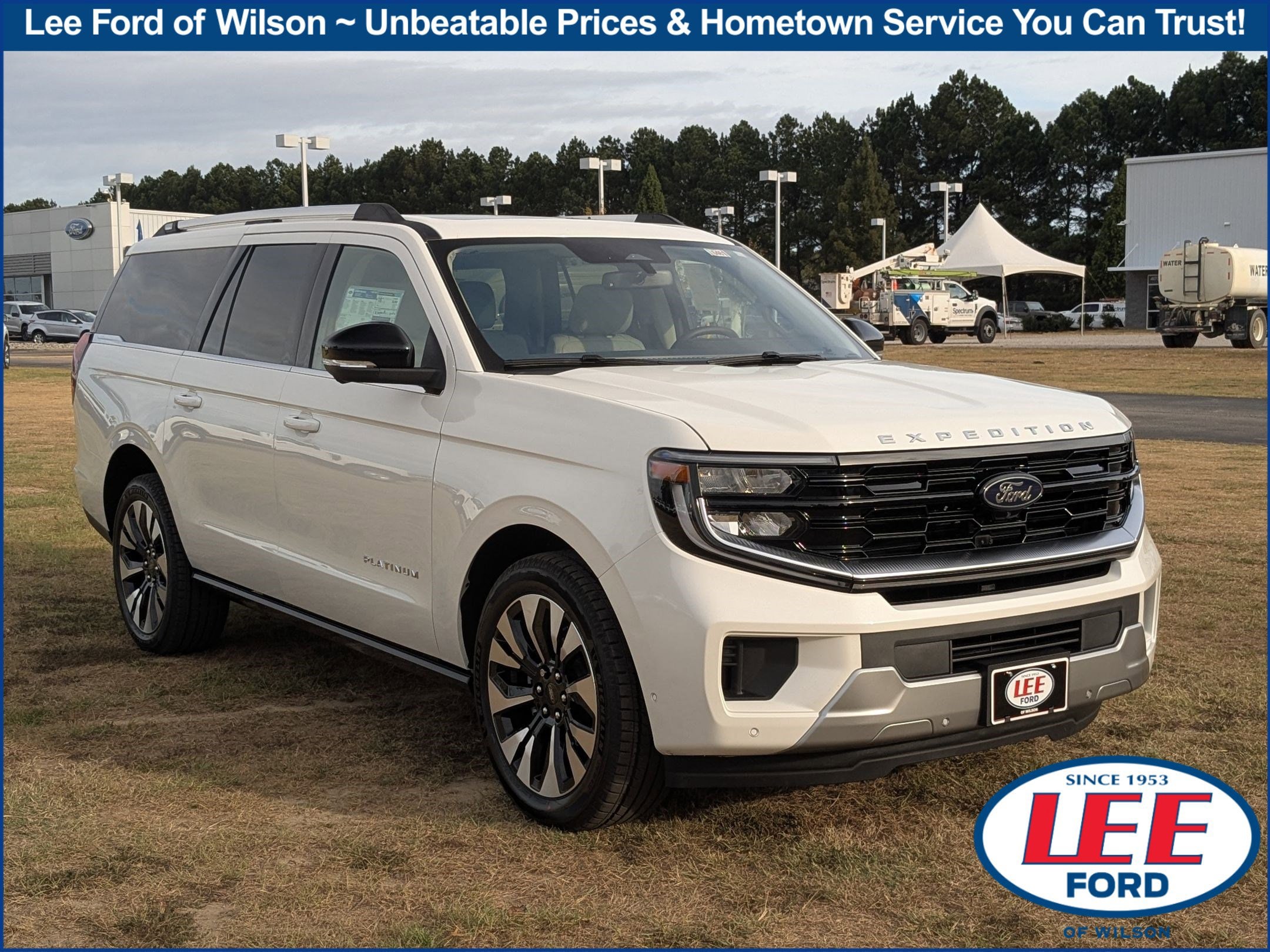 2025 Ford Expedition Platinum's photo