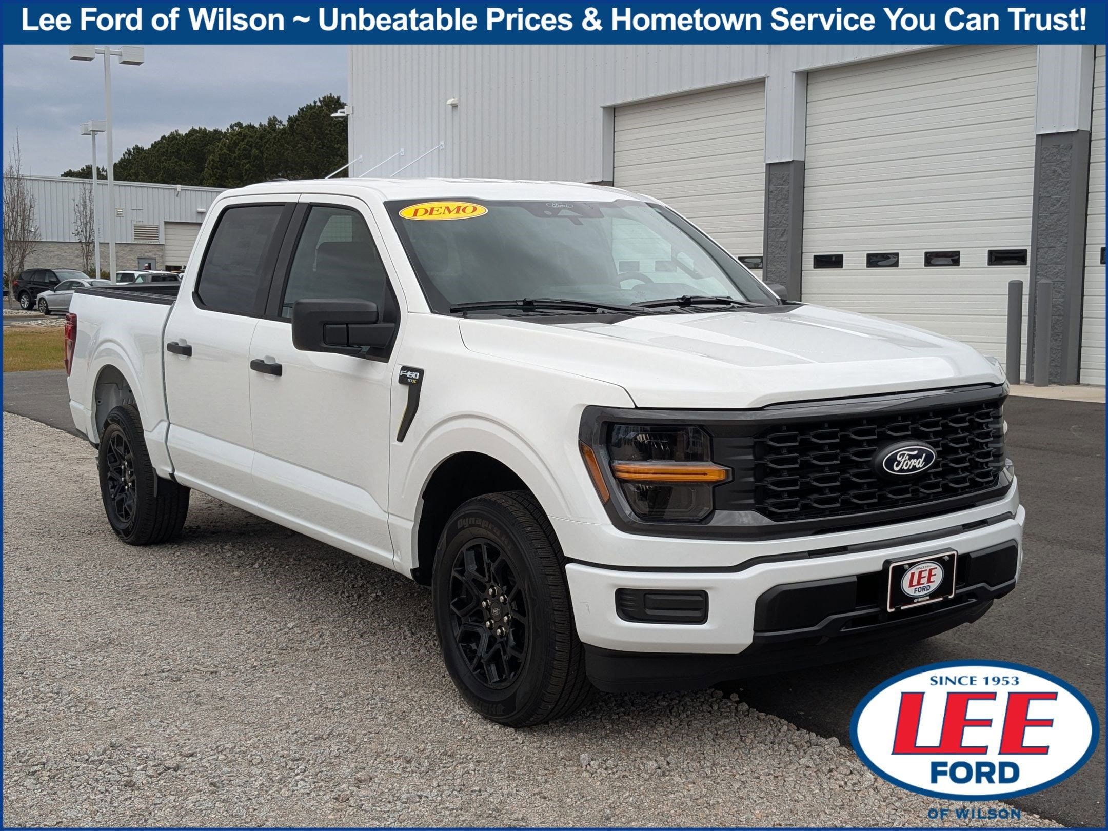 2025 Ford F-150 STX's photo