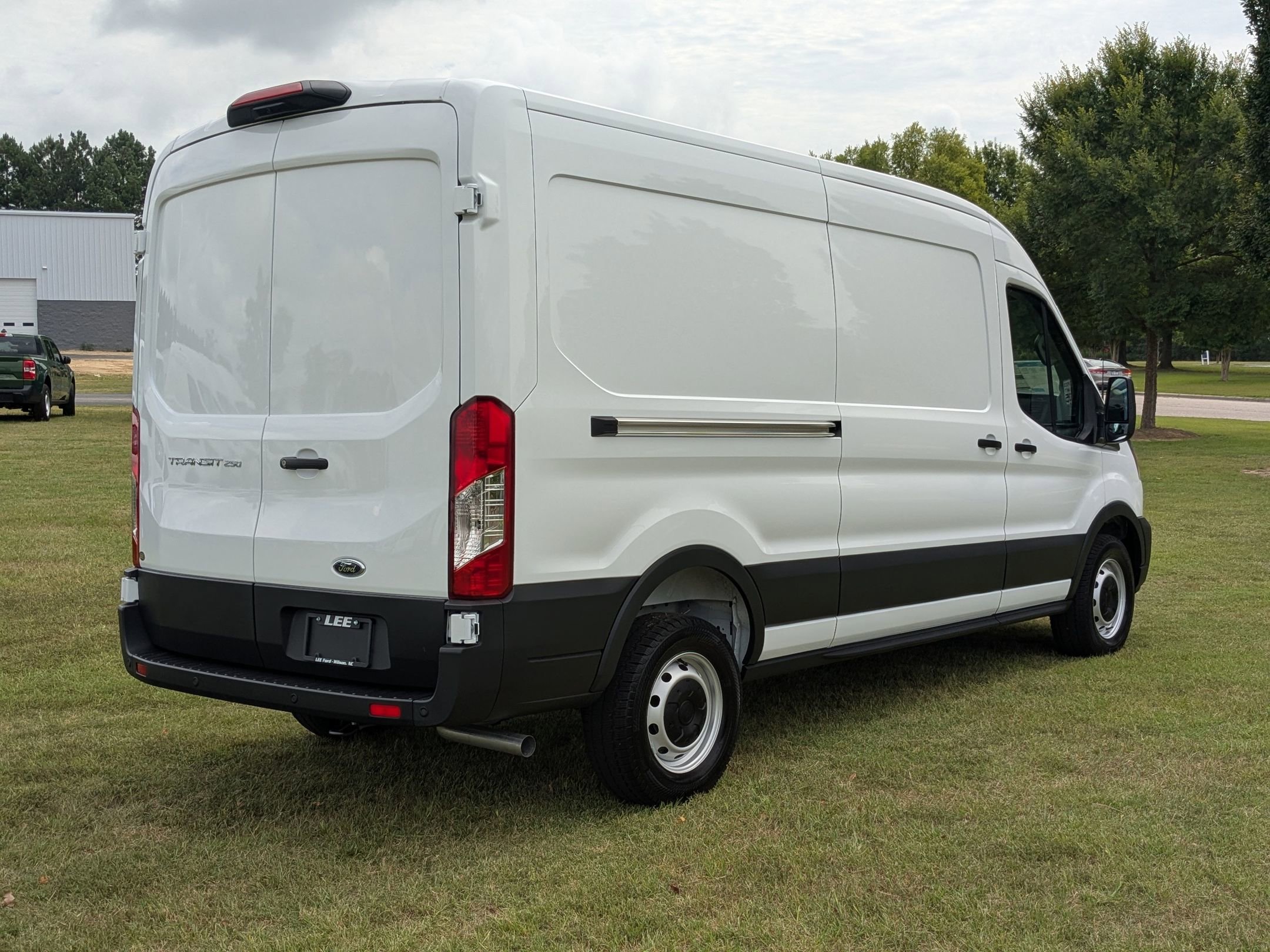 2025 Ford Transit Cargo Van photo 3