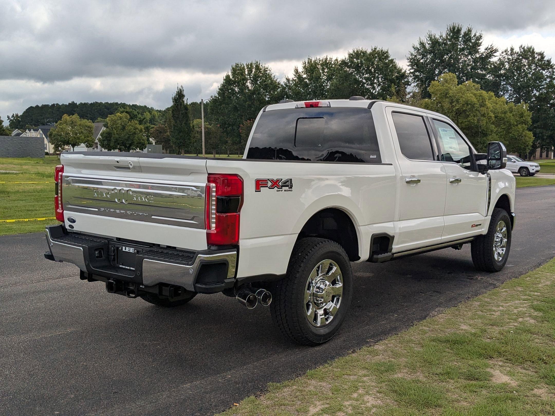 2025 Ford F-250 King Ranch photo 3