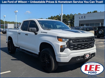 2023 Chevrolet Silverado 1500 Custom Truck