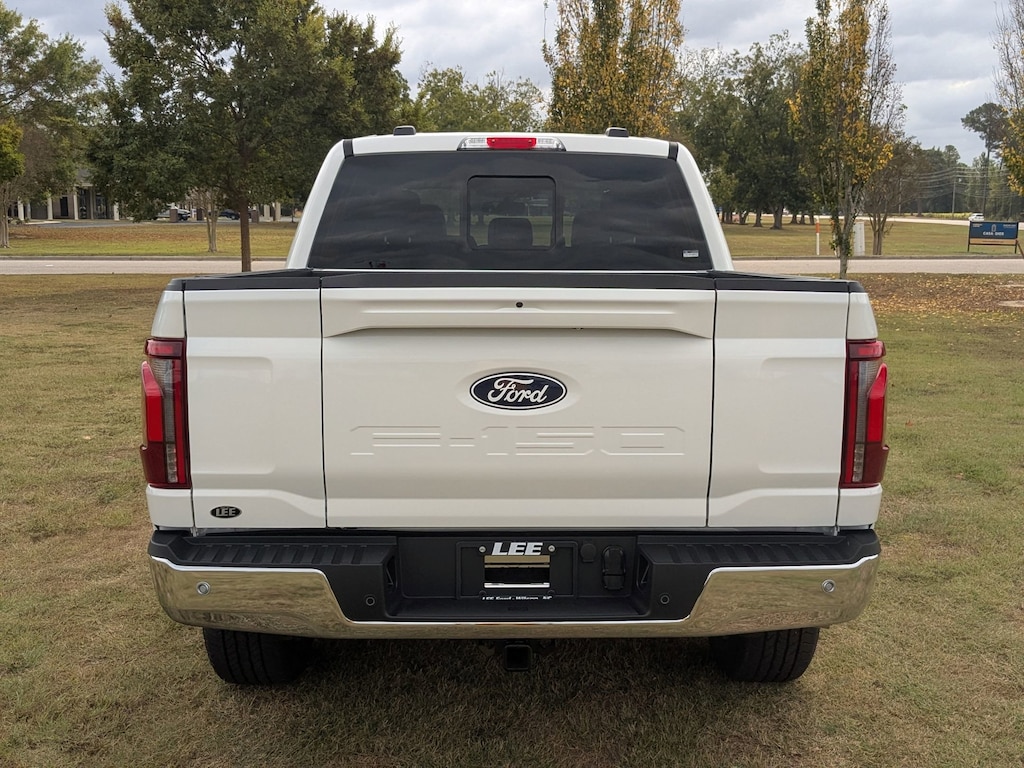 New 2025 Ford F-150 Lariat TRUCK