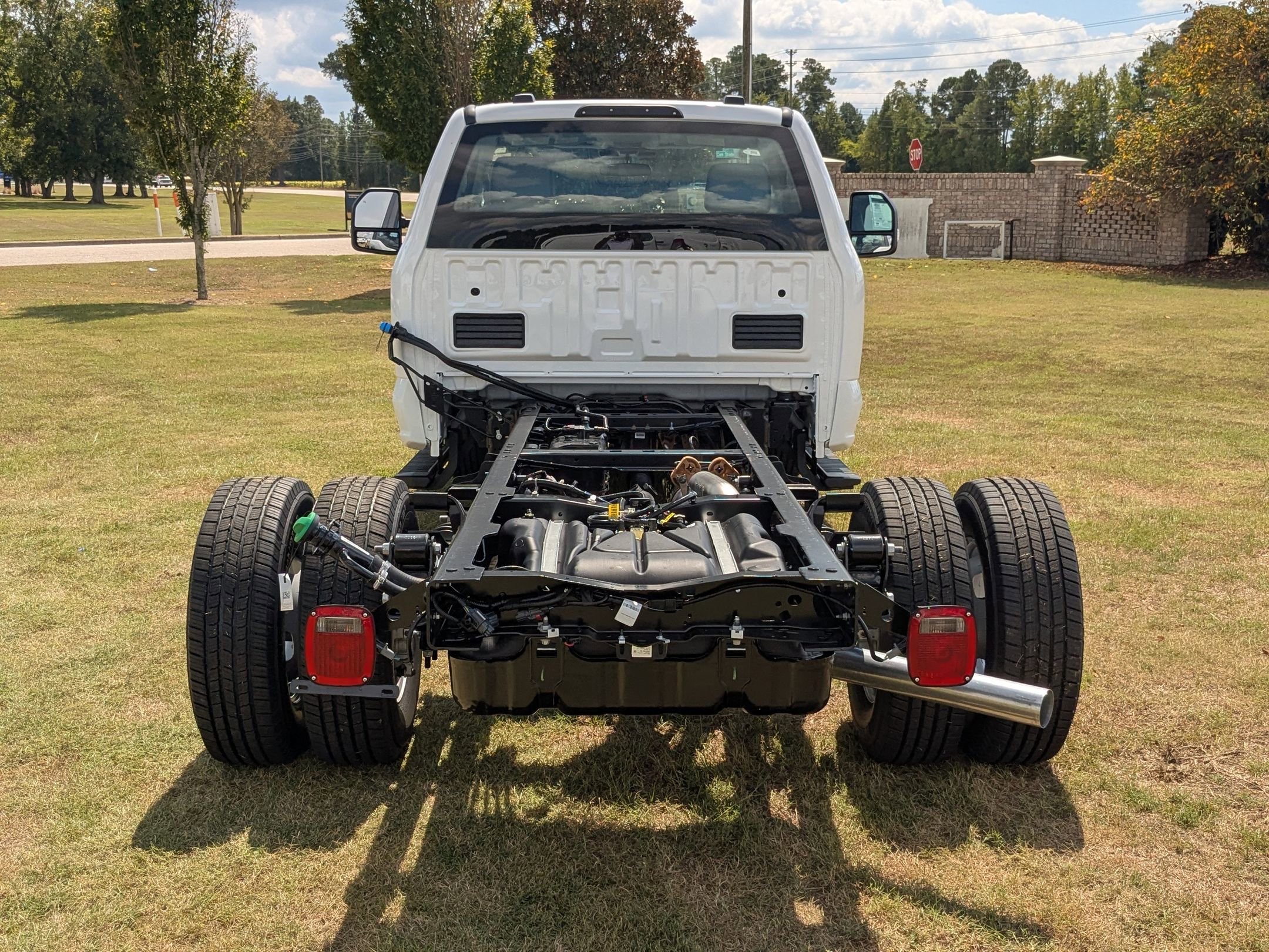 2026 Ford F-350 photo 3