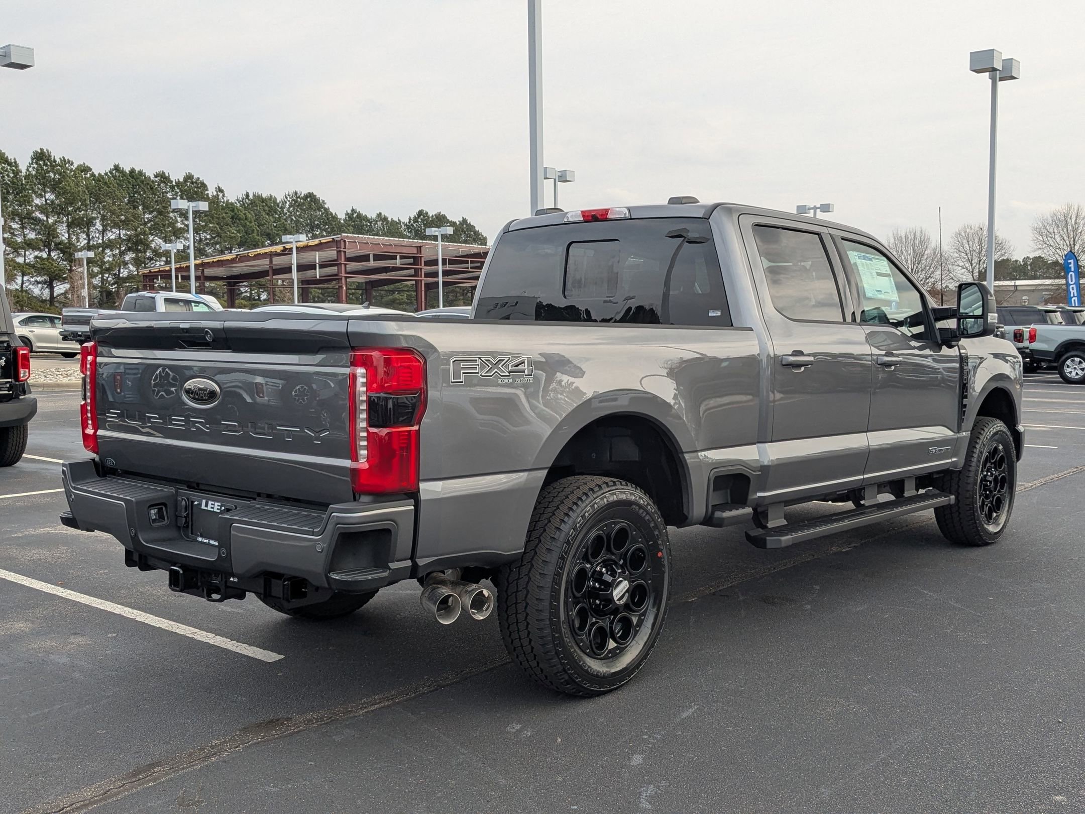 2025 Ford F-250 photo 3