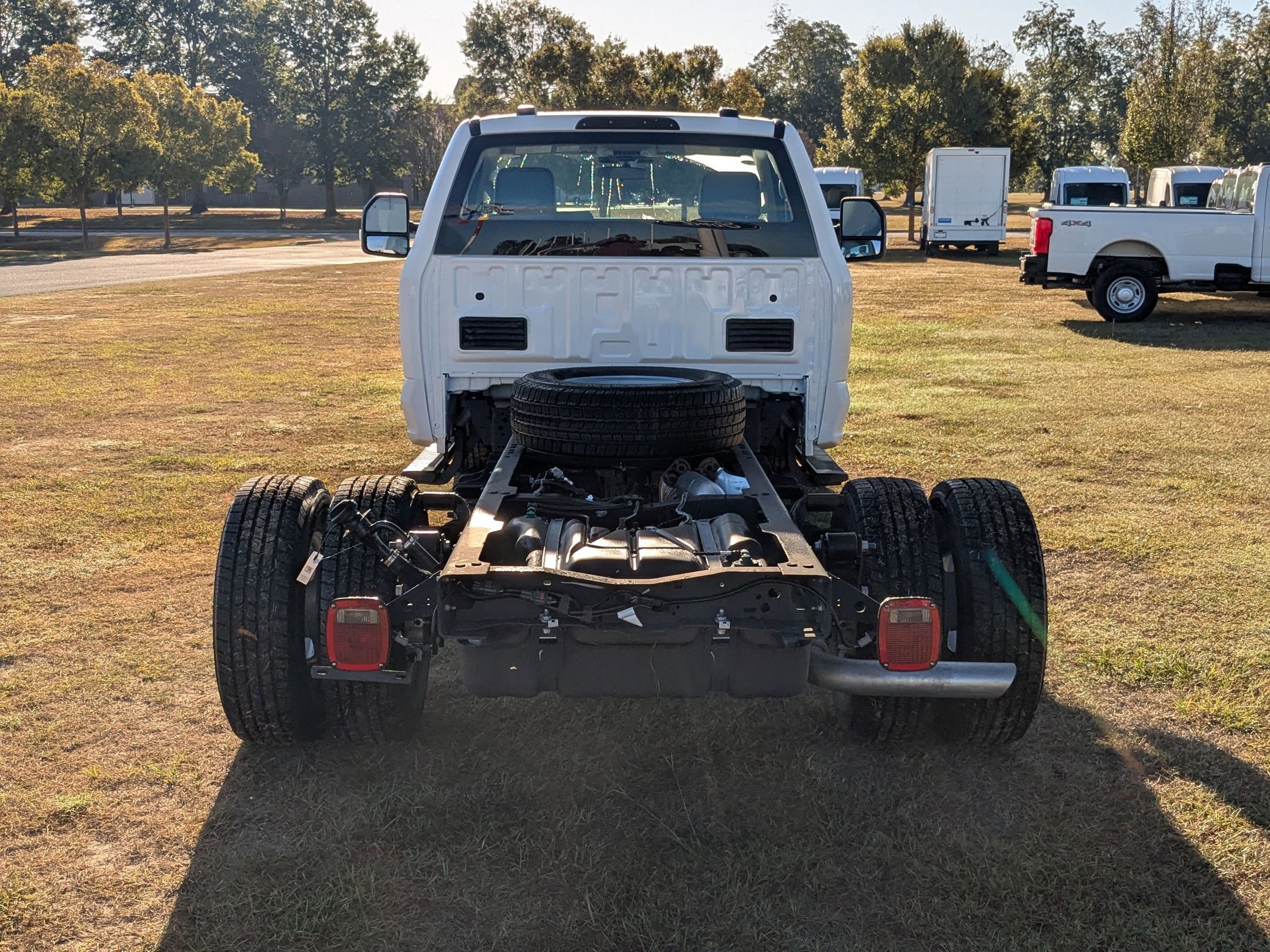 2025 Ford F-350 XL photo 4