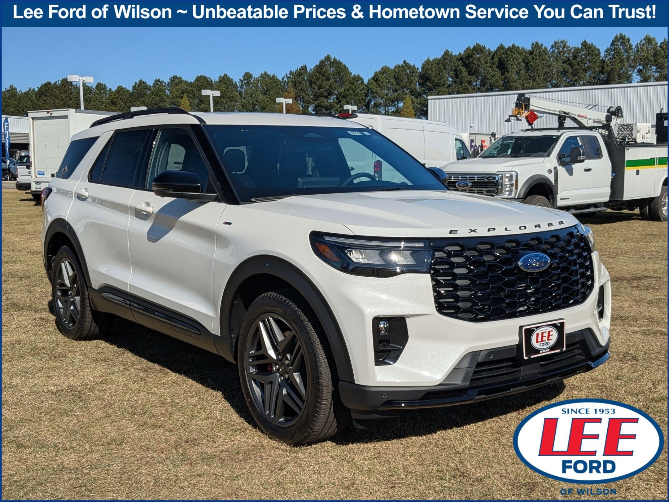 2026 Ford Explorer ST-LINE's photo