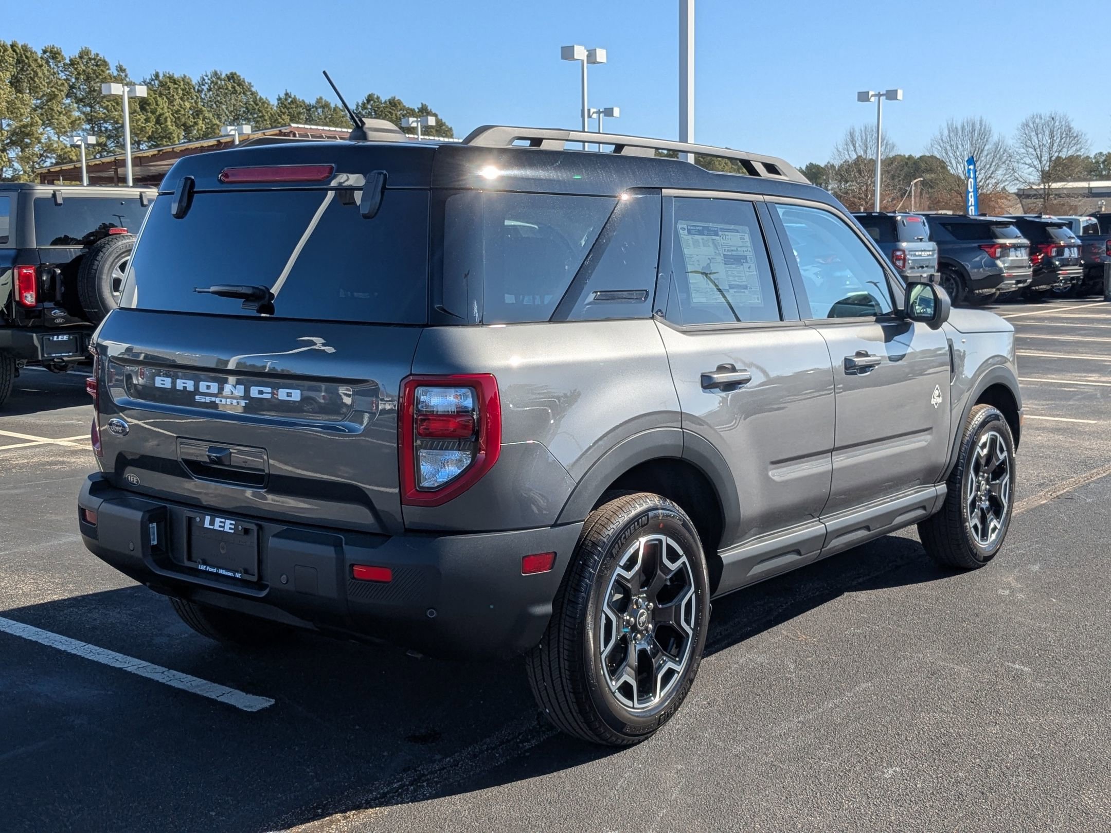 2025 Ford Bronco Sport Outer Banks photo 3