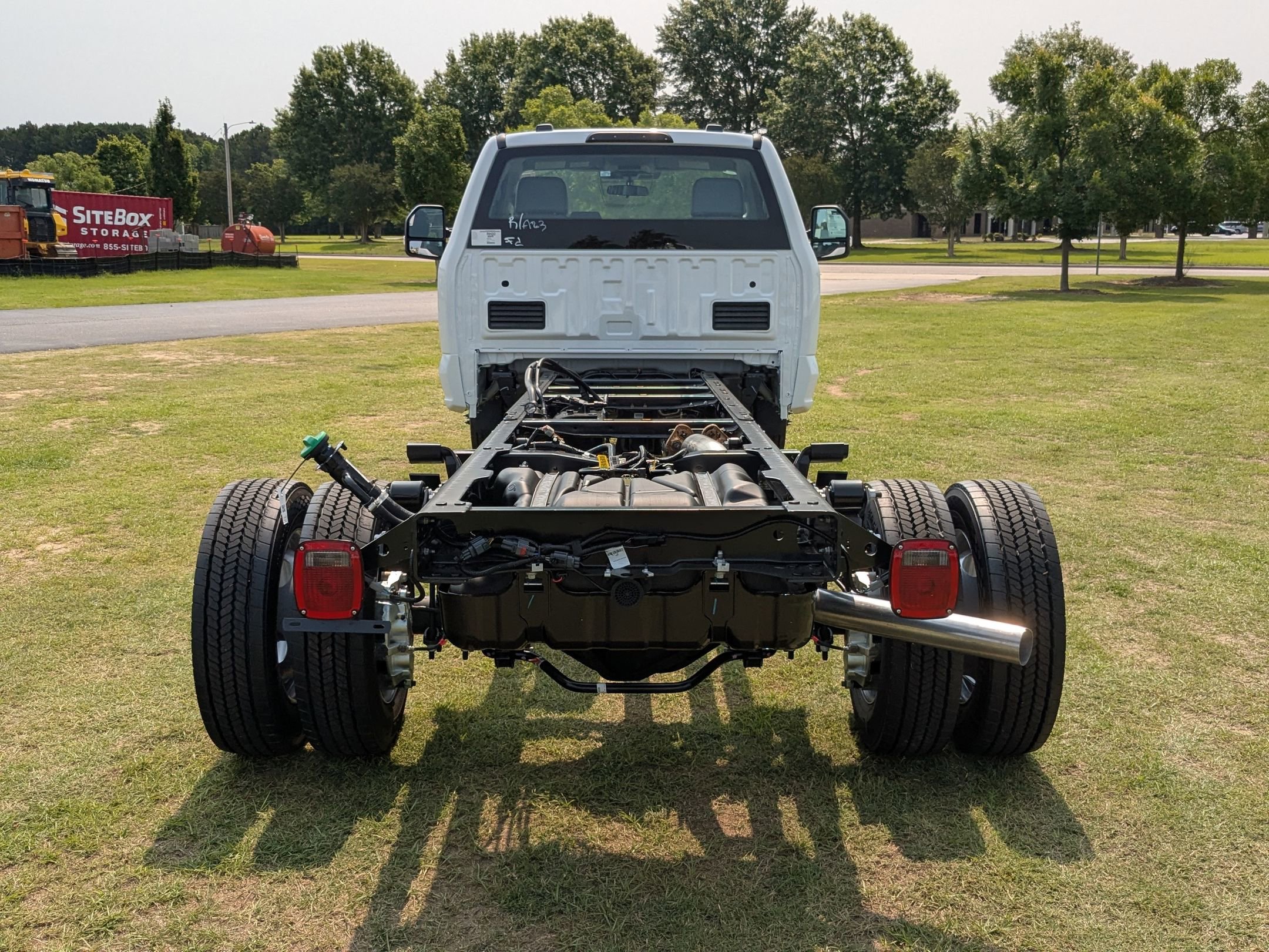 2025 Ford F-450 XL photo 4