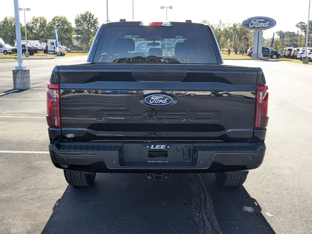 New 2025 Ford F-150 STX STX 4WD SuperCrew 5.5 Box