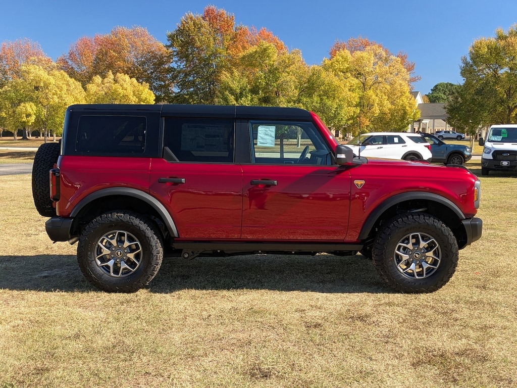 New 2025 Ford Bronco Badlands Badlands Advanced 4x4