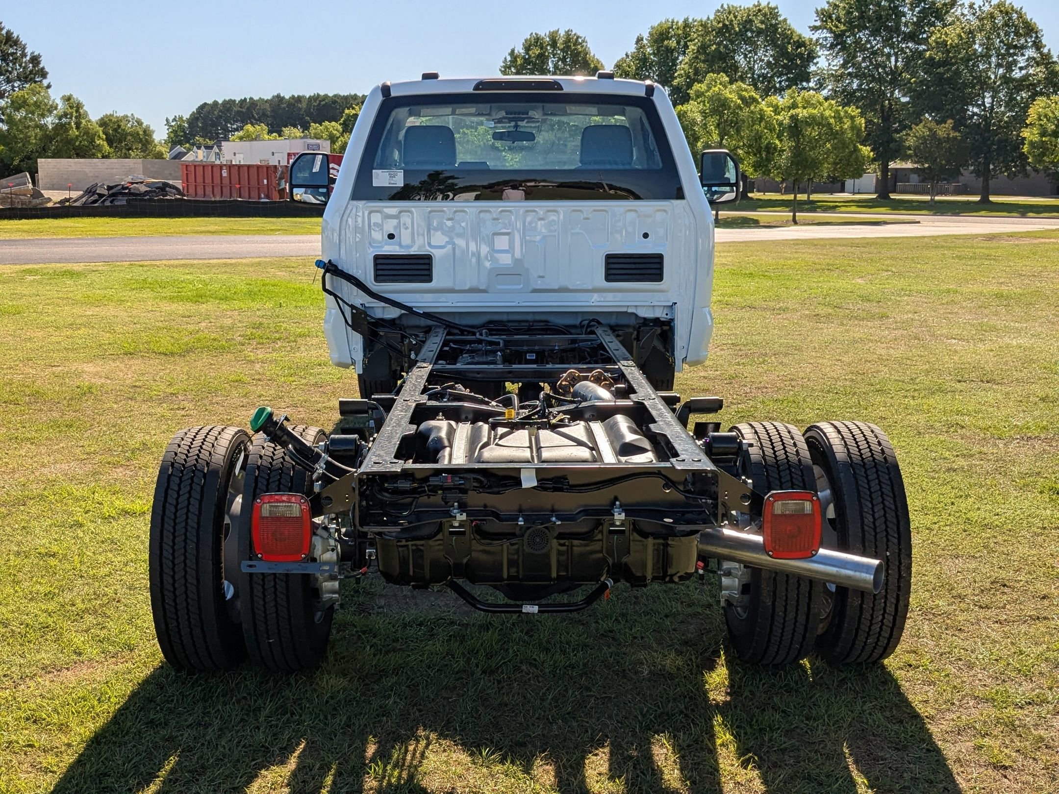 2025 Ford F-450 photo 4