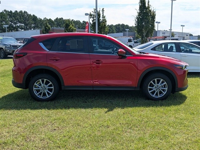 2023 Mazda CX-5 2.5 S Preferred photo 2