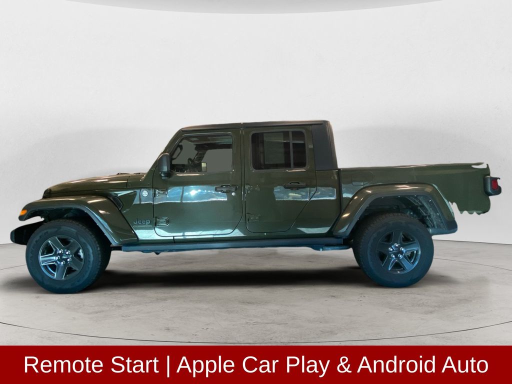 2021 Jeep Gladiator Sport S photo 2