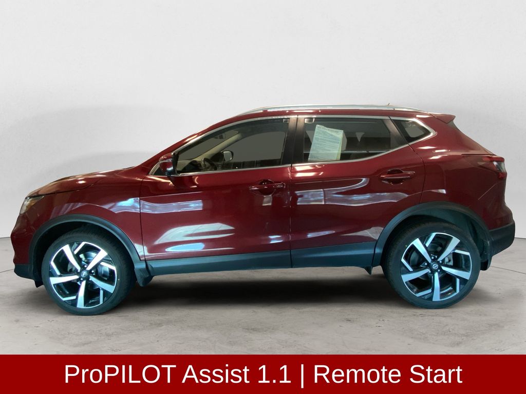 2022 Nissan Rogue Sport SL photo 2