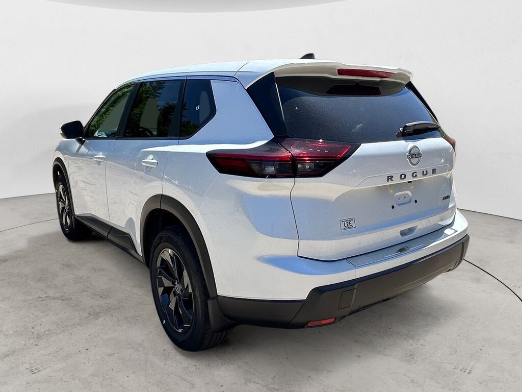 New 2026 Nissan Rogue SV SUV