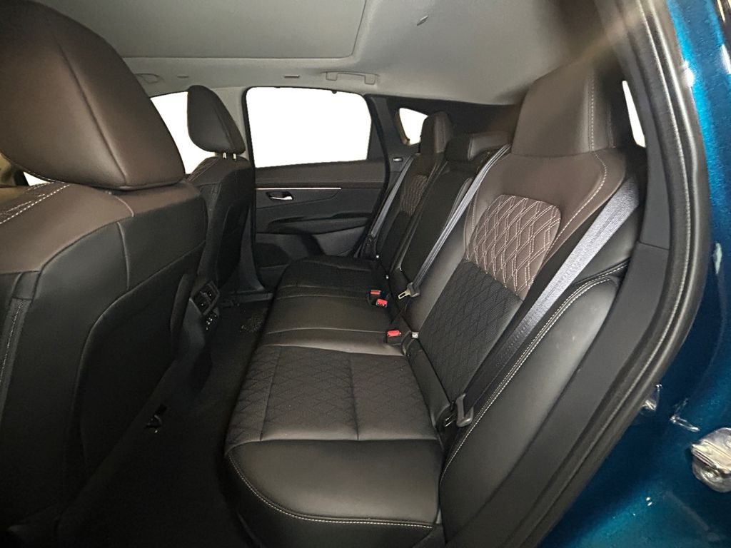 2026 Nissan Murano Platinum - Photo 13