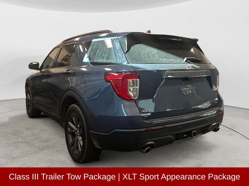 2021 Ford Explorer XLT photo 3
