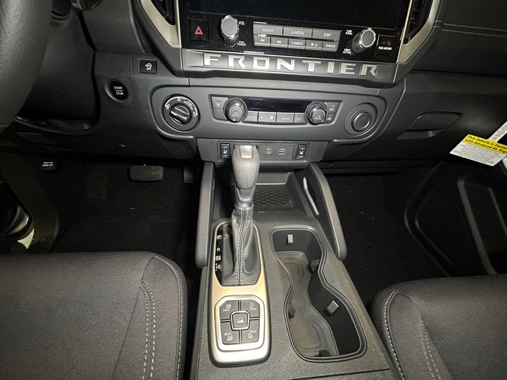 2026 Nissan Frontier SV - Photo 11