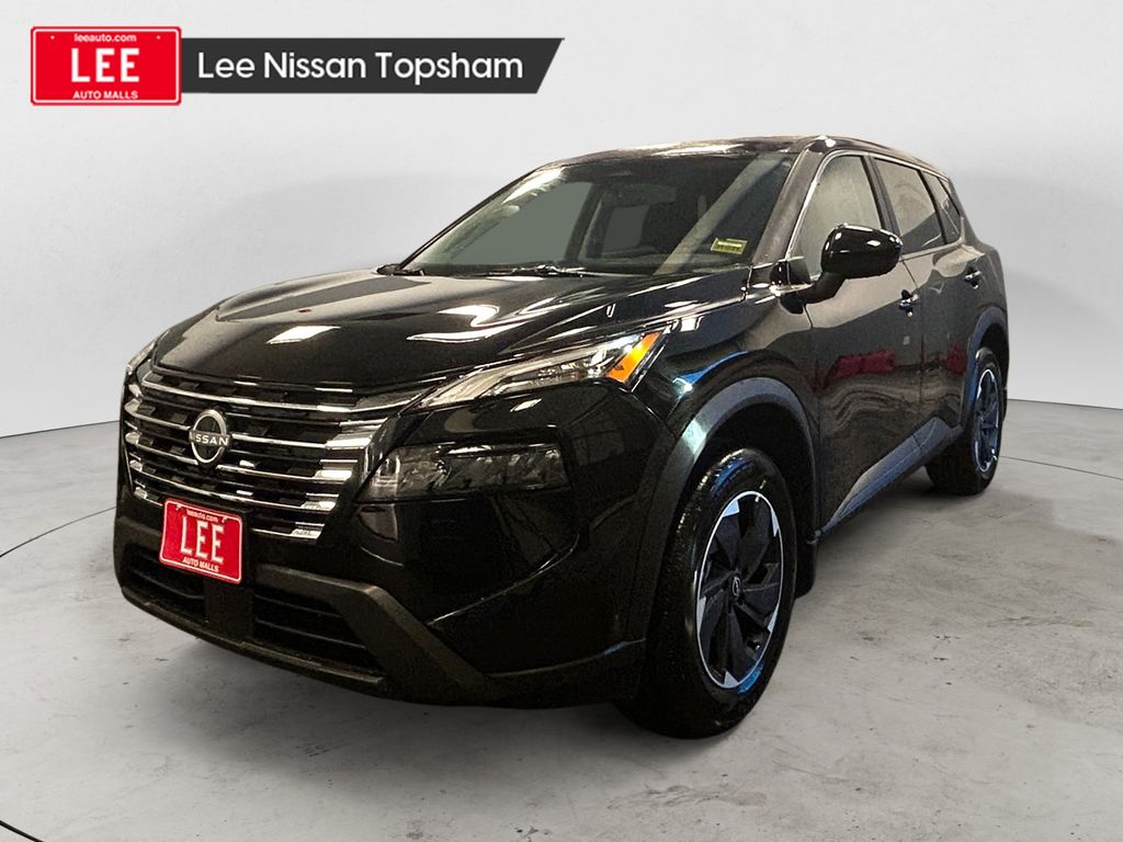 2026 Nissan Rogue SV's photo