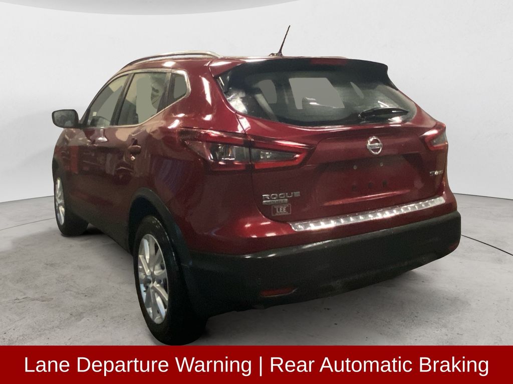 2021 Nissan Rogue Sport SV photo 3