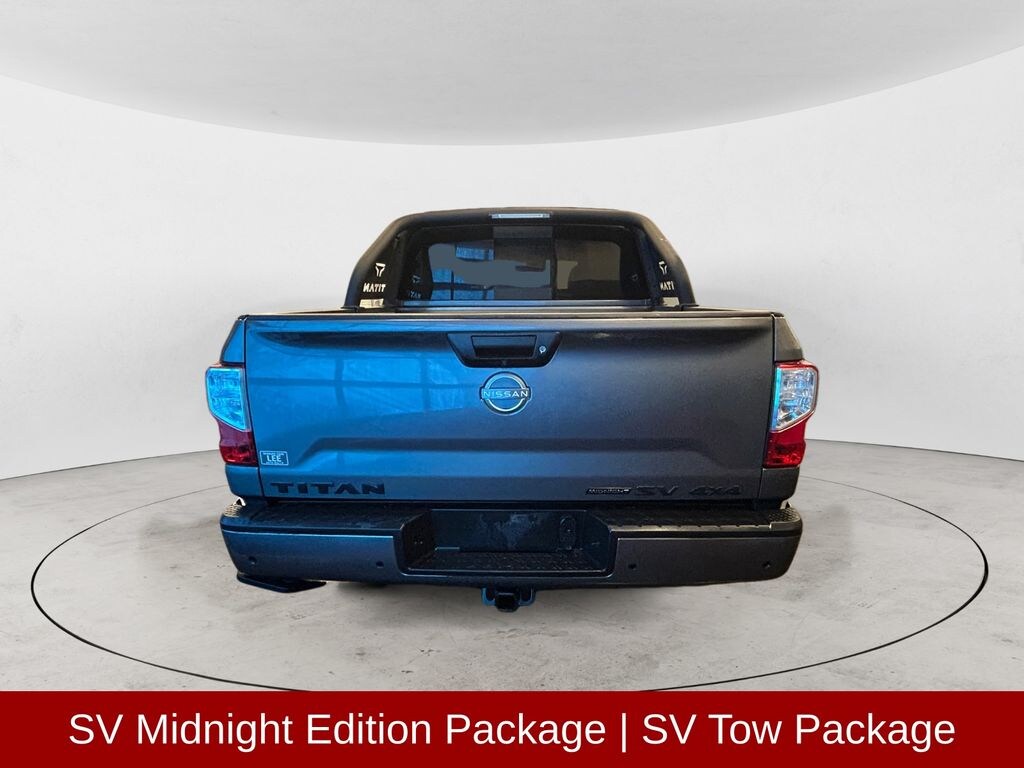 Used 2023 Nissan Titan SV Truck Crew Cab