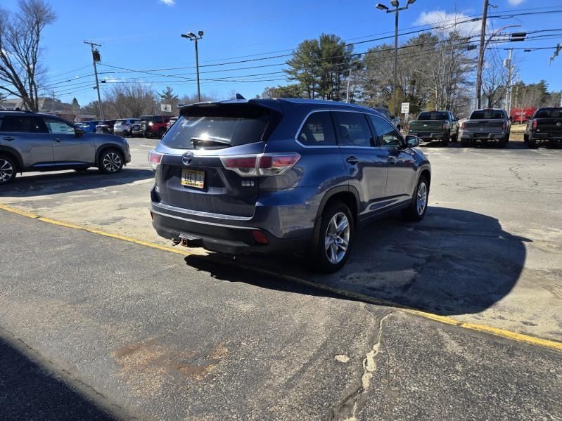 Used 2016 Toyota Highlander Limited with VIN 5TDDCRFH4GS018339 for sale in Topsham, ME