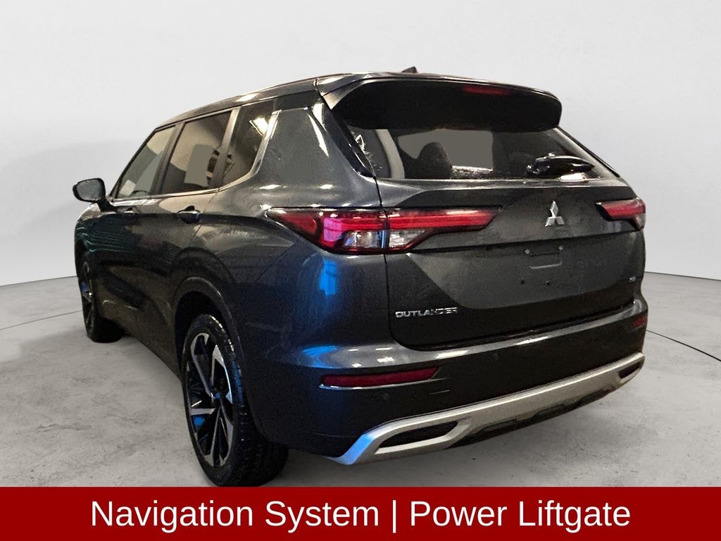 Used 2024 Mitsubishi Outlander SE SUV