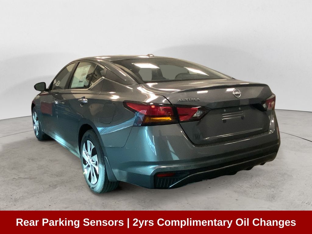 2025 Nissan Altima S photo 3