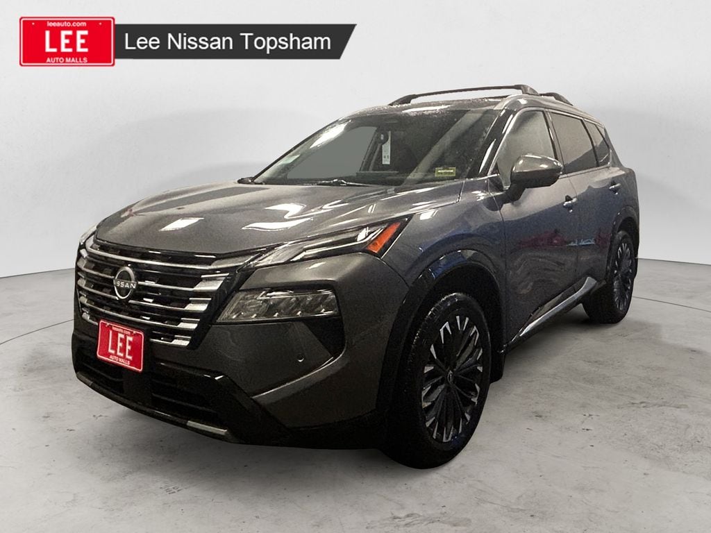 2026 Nissan Rogue Platinum's photo