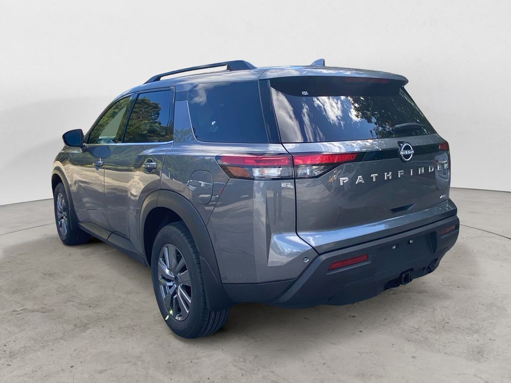 2025 Nissan Pathfinder SV photo 3
