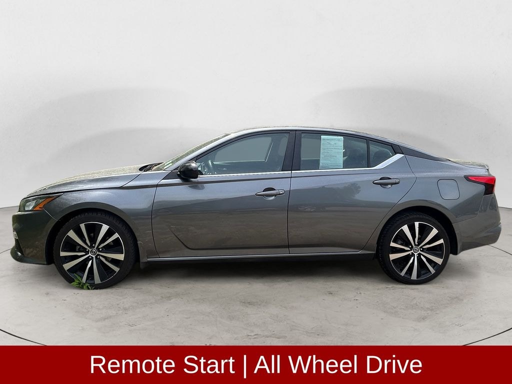 Used 2022 Nissan Altima 2.5 SR Sedan