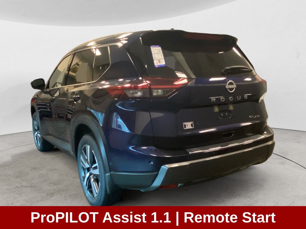 2025 Nissan Rogue SL photo 3