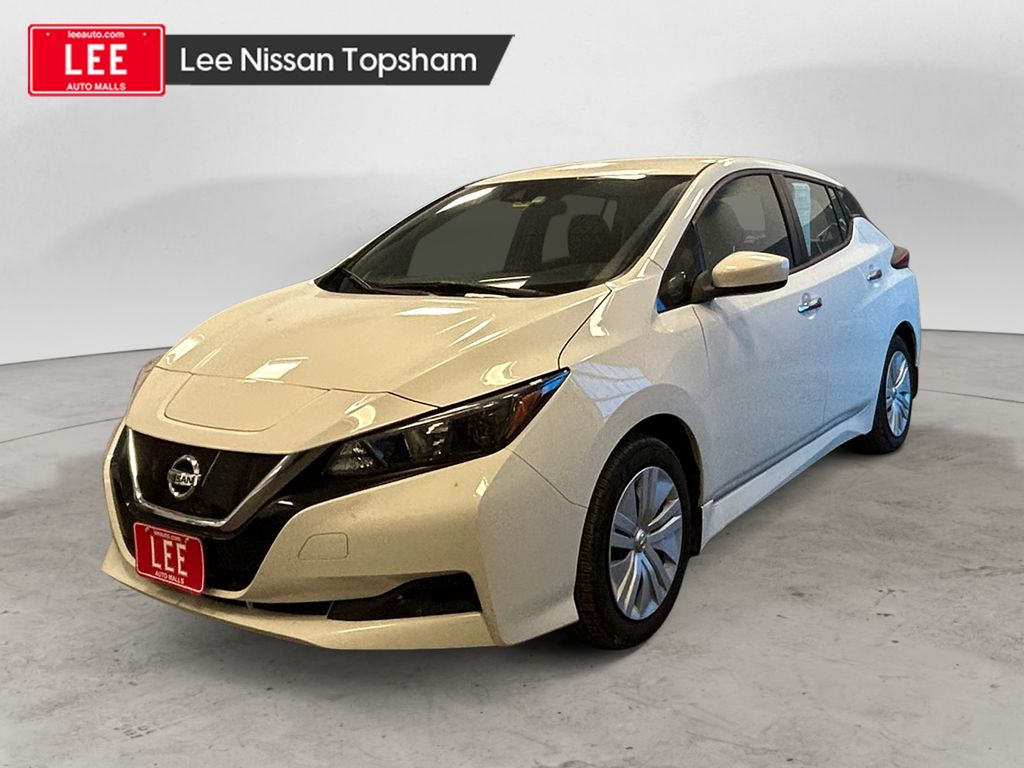 2020 Nissan Leaf S's photo